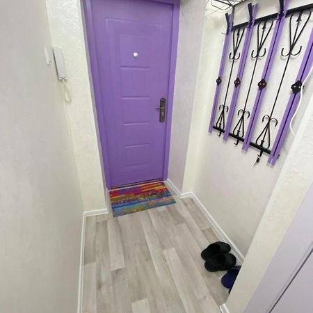 Ахметова 6 7 Leilighet Almaty Eksteriør bilde